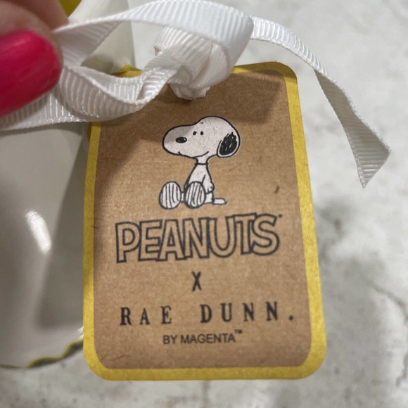 GOOD GRIEF ! Peanuts x Rae Dunn 3D CHARLIE BROWN Back Mug Yellow Handle & Inside - Picture 3 of 5